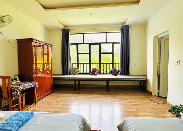 Funny Monkeys Homestay